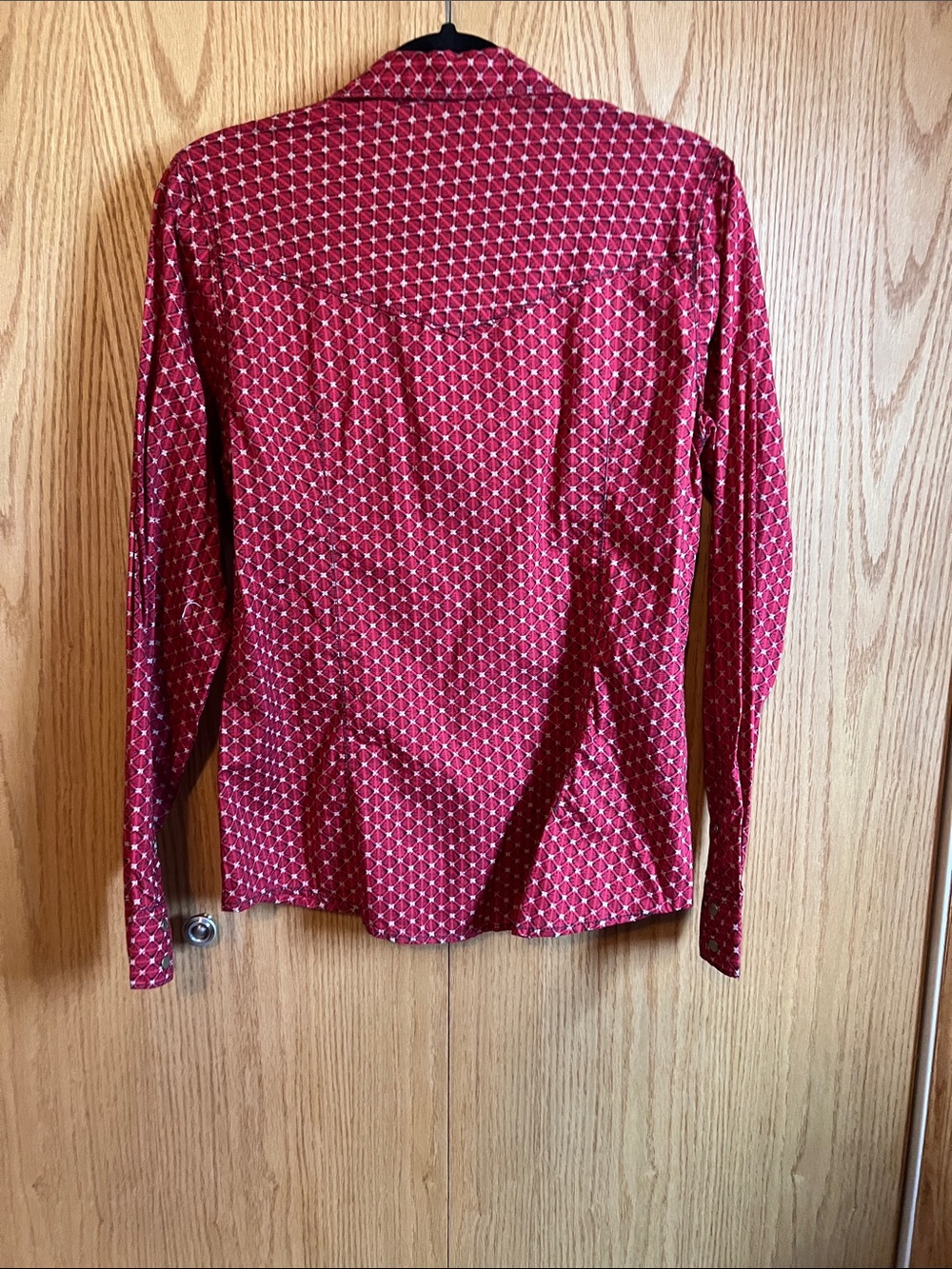 Cruel, Red Geometric Snap-Front Western Shirt size ladies large. - Picture 2 of 7